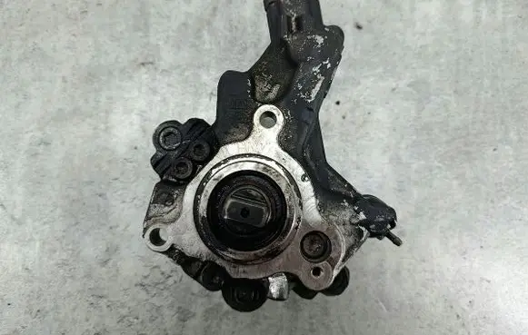 Peugeot 407 Fuel injection high pressure pump