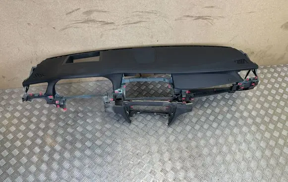 BMW 7 F01 F02 F03 F04 Dashboard 608790900B