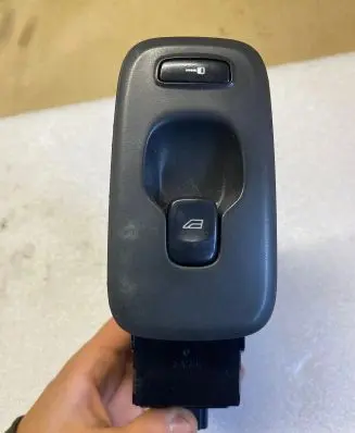 Volvo S80 Electric window control switch 30658147 03W37E MP37CA00223