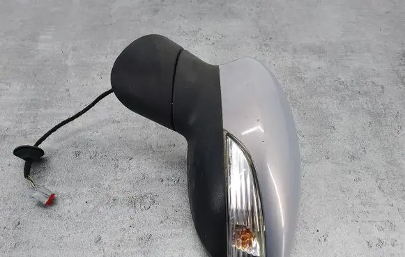 Ford Fiesta Front door electric wing mirror 4202-012