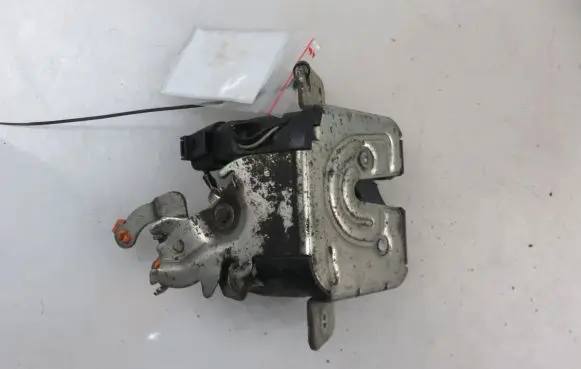 Mitsubishi Colt Tailgate/trunk/boot lock/catch/latch MR959188