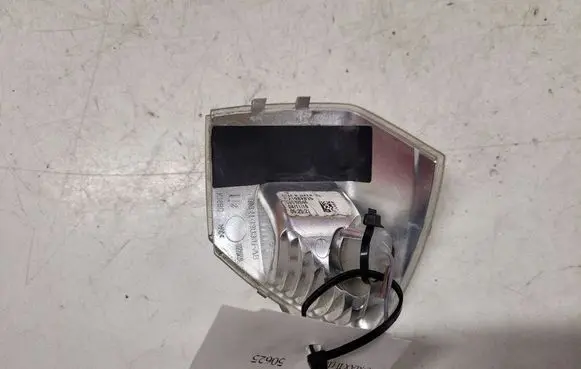 Ford C-MAX II Mirror indicator light 6M2113B381AB