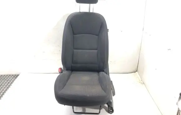 SsangYong Tivoli Front driver seat 