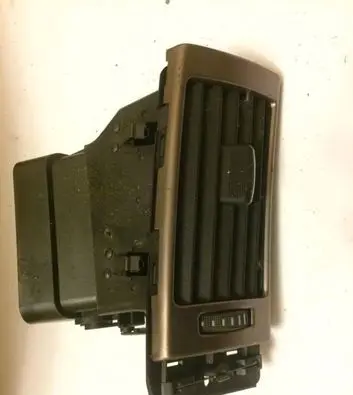 Audi A6 S6 C5 4B Dash center air vent grill 4B1820902