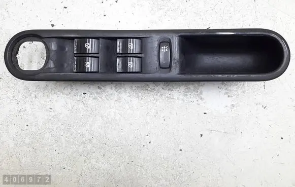 Renault Espace IV Electric window control switch 0012126
