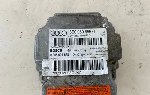 Audi A4 S4 B7 8E 8H Airbag control unit/module 8E0959655G
