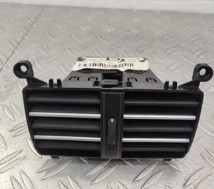 Volkswagen PASSAT B8 Rear air vent grill 3G0864298G 3G0819203A