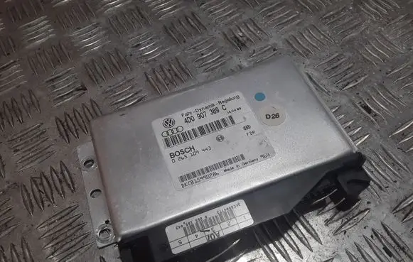 Audi A8 S8 D2 4D Engine control unit/module 4D0907389C