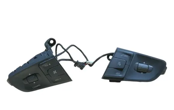 Steering wheel buttons/switches