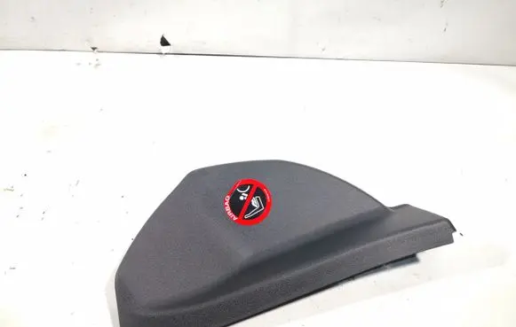 Mercedes-Benz E W212 Dashboard side end trim A2126800507