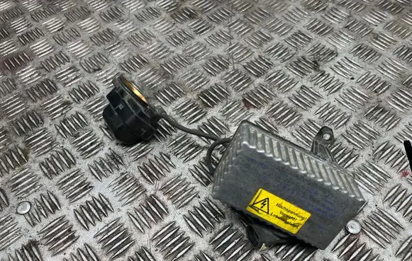 BMW 5 E39 Headlight ballast module Xenon 5DV 0074300102 5DV0074300102