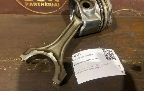 Piston with connecting rod