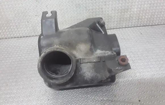 Honda HR-V Air intake duct part