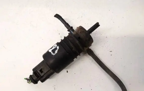 Skoda Octavia Mk2 (1Z) Windscreen/windshield washer pump 1t0955651a