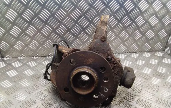 Mini One - Cooper Coupe R56 Front wheel hub 6779795