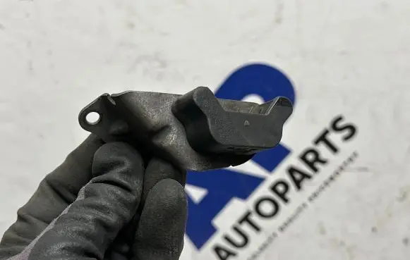 BMW 5 F10 F11 Air filter cleaner box bracket assembly 8519130
