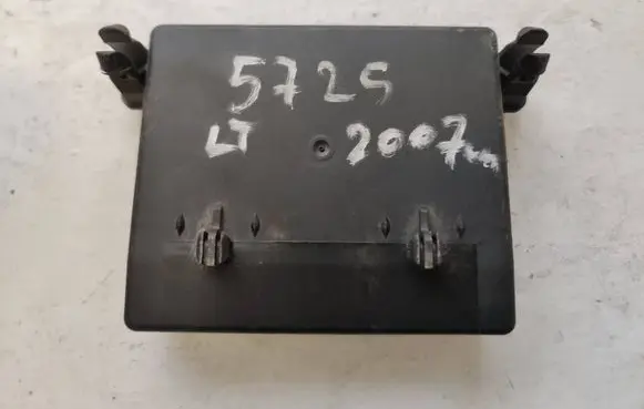 Mercedes-Benz Sprinter W901 W902 W903 W904 Door control unit/module A9068205626 00005226