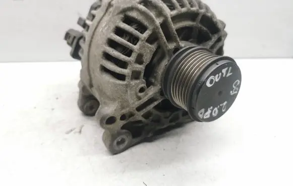 Mitsubishi Outlander Generator/alternator 06F903023F
