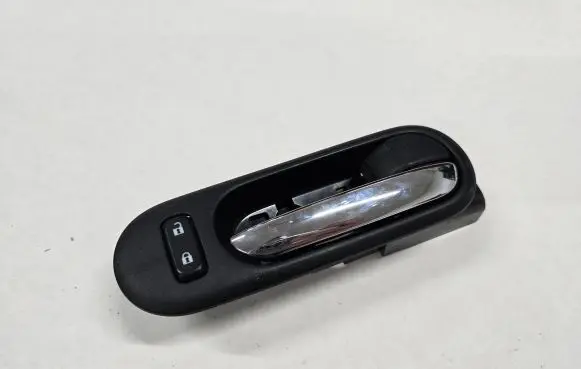 Mazda CX-7 Front door interior handle