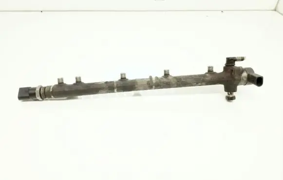 Mercedes-Benz Vaneo W414 Fuel main line pipe A6680700095 0445214005 0281002241