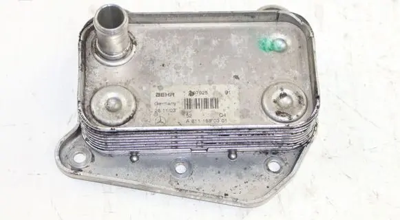 Mercedes-Benz CLK A209 C209 Oil filter mounting bracket A6111880301