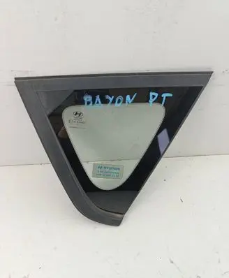 Hyundai Bayon Rear side window