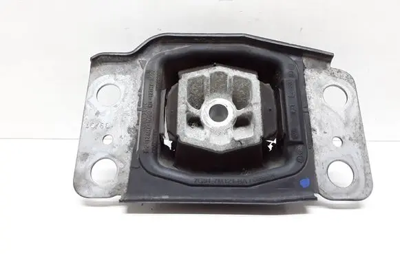 Volvo V70 Engine mount bracket 7G917M121BA 30680699