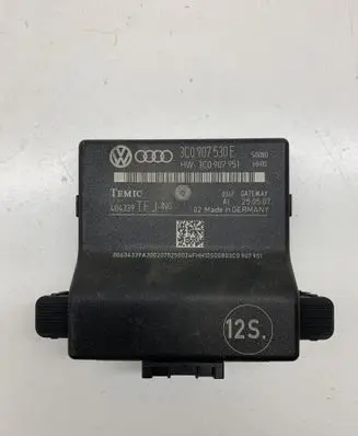 Volkswagen PASSAT B6 Gateway control module 3C0907530E 3C0907951