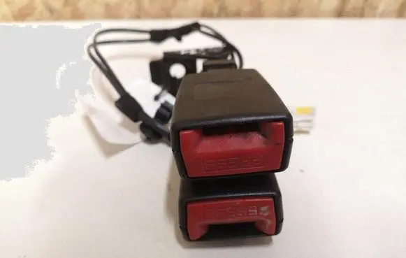 Citroen C5 Rear seatbelt buckle 96561757XT