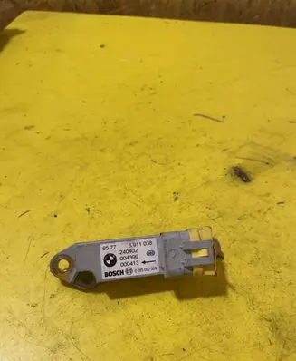 BMW 7 E65 E66 Airbag deployment crash/impact sensor 6911038