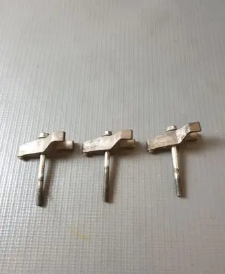 Toyota Avensis T270 Fuel Injector clamp holder