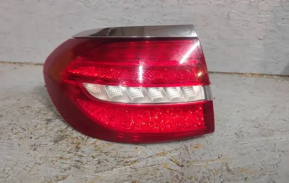 Mercedes-Benz E W213 Rear/tail lights 