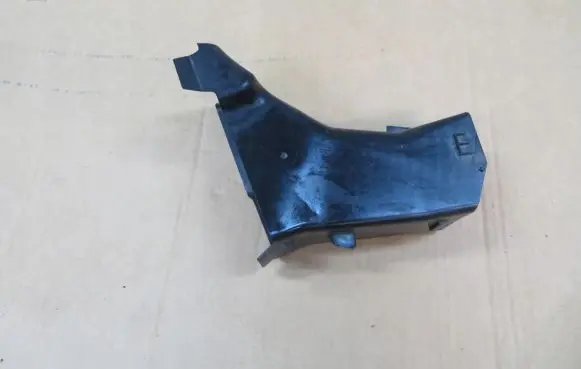 BMW iX3 G08 Brake cooling air channel/duct 51747932611