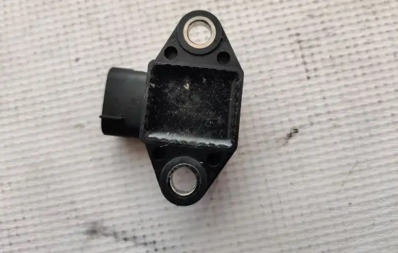 Toyota Land Cruiser (J100) Sensor 8944160020
