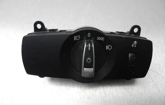 BMW 7 F01 F02 F03 F04 Light switch 9204068 I7289