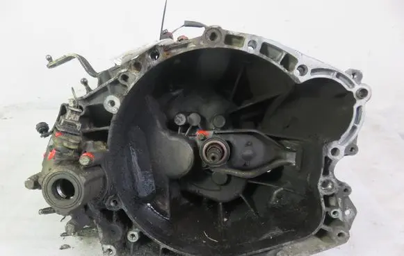 Peugeot Partner Manual 6 speed gearbox 20DM80