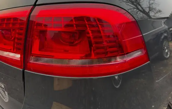 Volkswagen PASSAT B7 Rear/tail lights