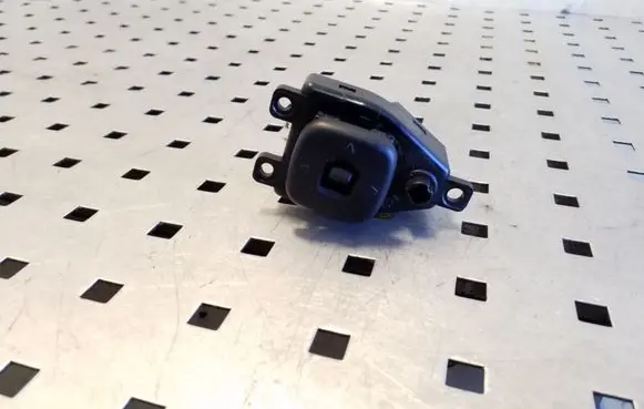 Mazda Premacy Wing mirror switch