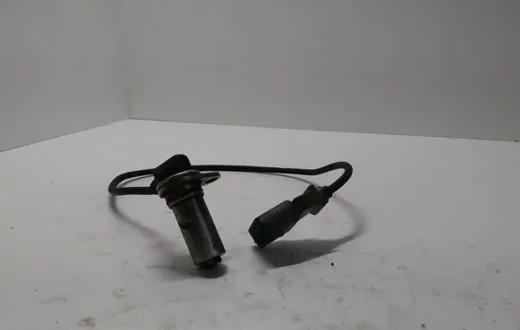 Volkswagen Golf IV Crankshaft position sensor 038907319A