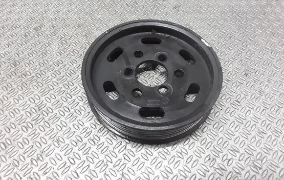 Volkswagen Golf IV Power steering pump pulley 038145255B