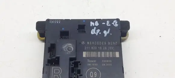 Mercedes-Benz E W211 Door control unit/module 2118201626