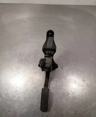 Hyundai Santa Fe Accelerator throttle pedal CCB0778A2B100