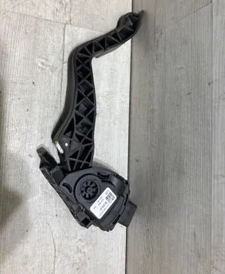 Citroen C3 Aircross Accelerator throttle pedal 3637657 6PV00994961