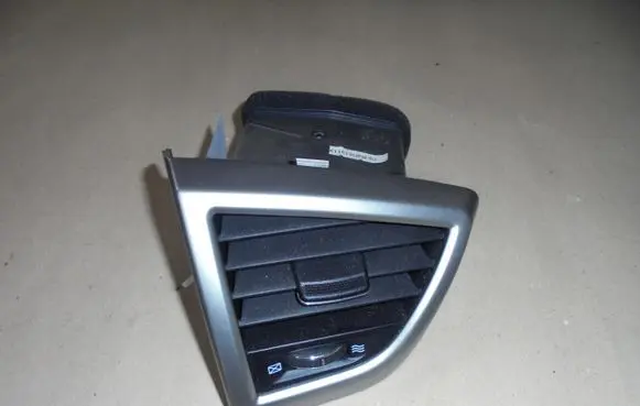 Hyundai Veloster Dashboard side air vent grill/cover trim