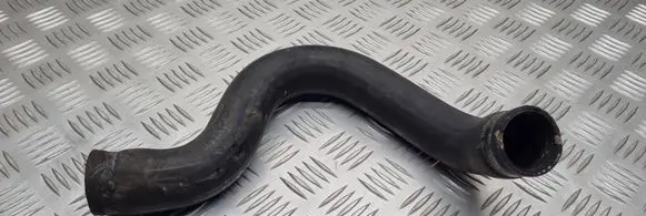 Volvo V70 Engine coolant pipe/hose