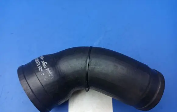 Mercedes-Benz Vito Viano W638 Intercooler hose/pipe A6385282982