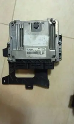 Renault Megane IV Engine control unit/module 237109963R