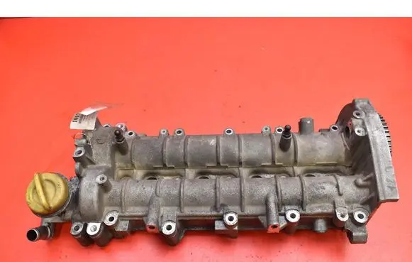 Opel Zafira B Rocker cam cover 