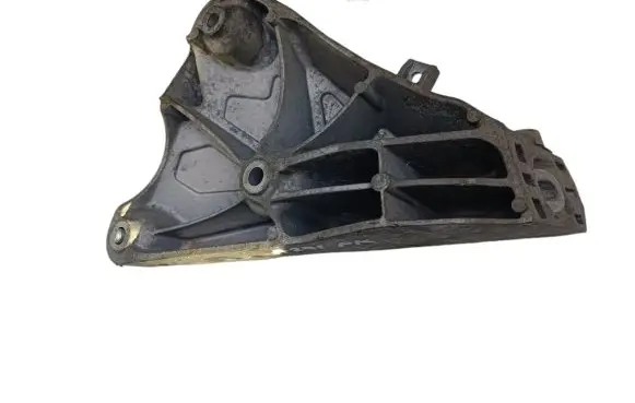 BMW X5 E70 Engine mounting bracket 6790021