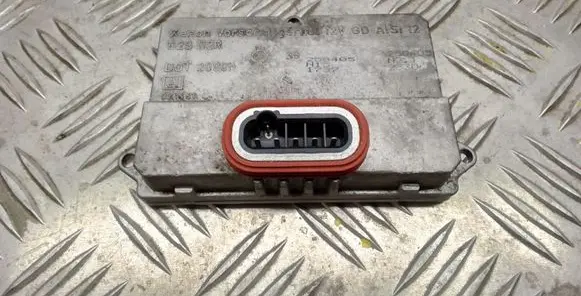Mercedes-Benz E W211 Headlight ballast module Xenon 5DV00829000